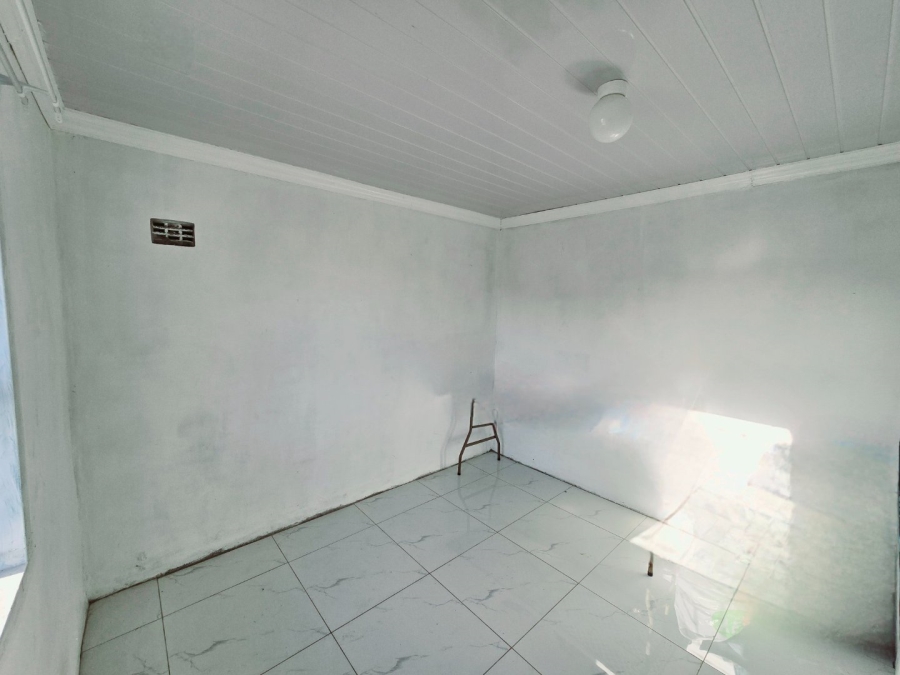 2 Bedroom Property for Sale in Pelican Park Western Cape